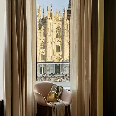 Palazzo Cordusio, A Gran Melia 밀라노