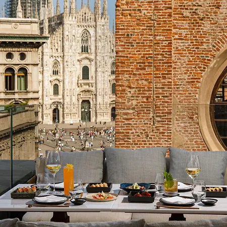 Palazzo Cordusio, A Gran Melia 5*