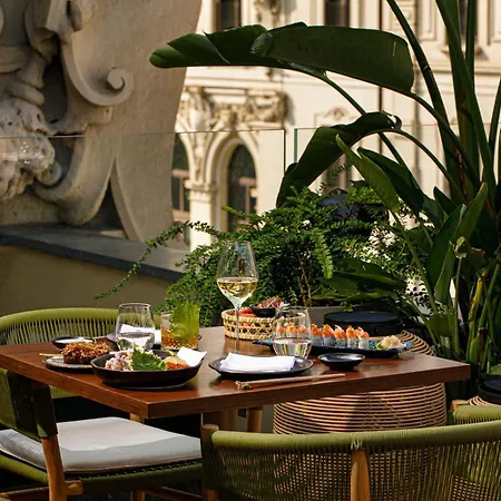 酒店 Palazzo Cordusio, A Gran Melia 5*